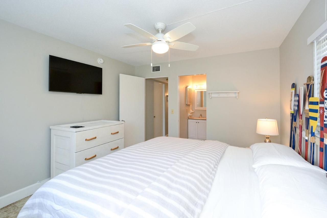 Canal 311 - Right In Siesta Key Village! Sarasota Bagian luar foto