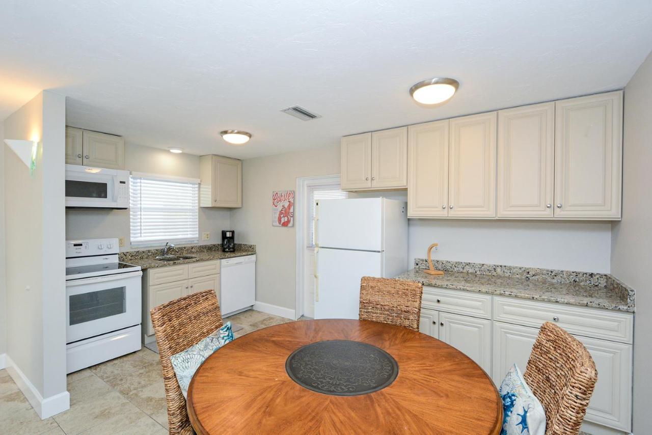 Canal 311 - Right In Siesta Key Village! Sarasota Bagian luar foto