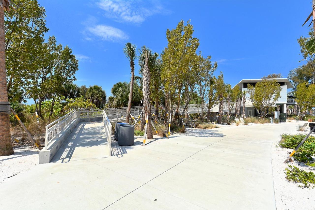 Canal 311 - Right In Siesta Key Village! Sarasota Bagian luar foto